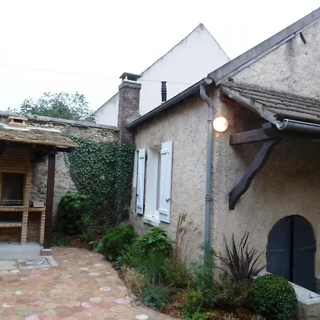 Country house Maison Medievale Calme Avec Wifi Et Animaux Acceptes *